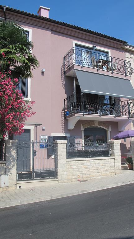 Kseni Accommodation Rovinj Exterior foto